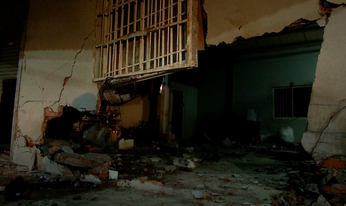 禍從天降　失控車撞民宅　屋主睡夢中被撞死