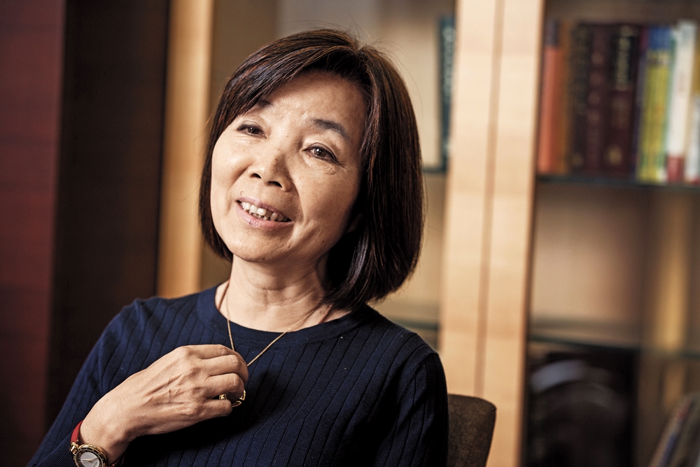 林瓊婉從門外漢拚成業務高手，單槍匹馬簽下逾40間加盟美容院，壓力曾讓她瘦到剩38公斤。
