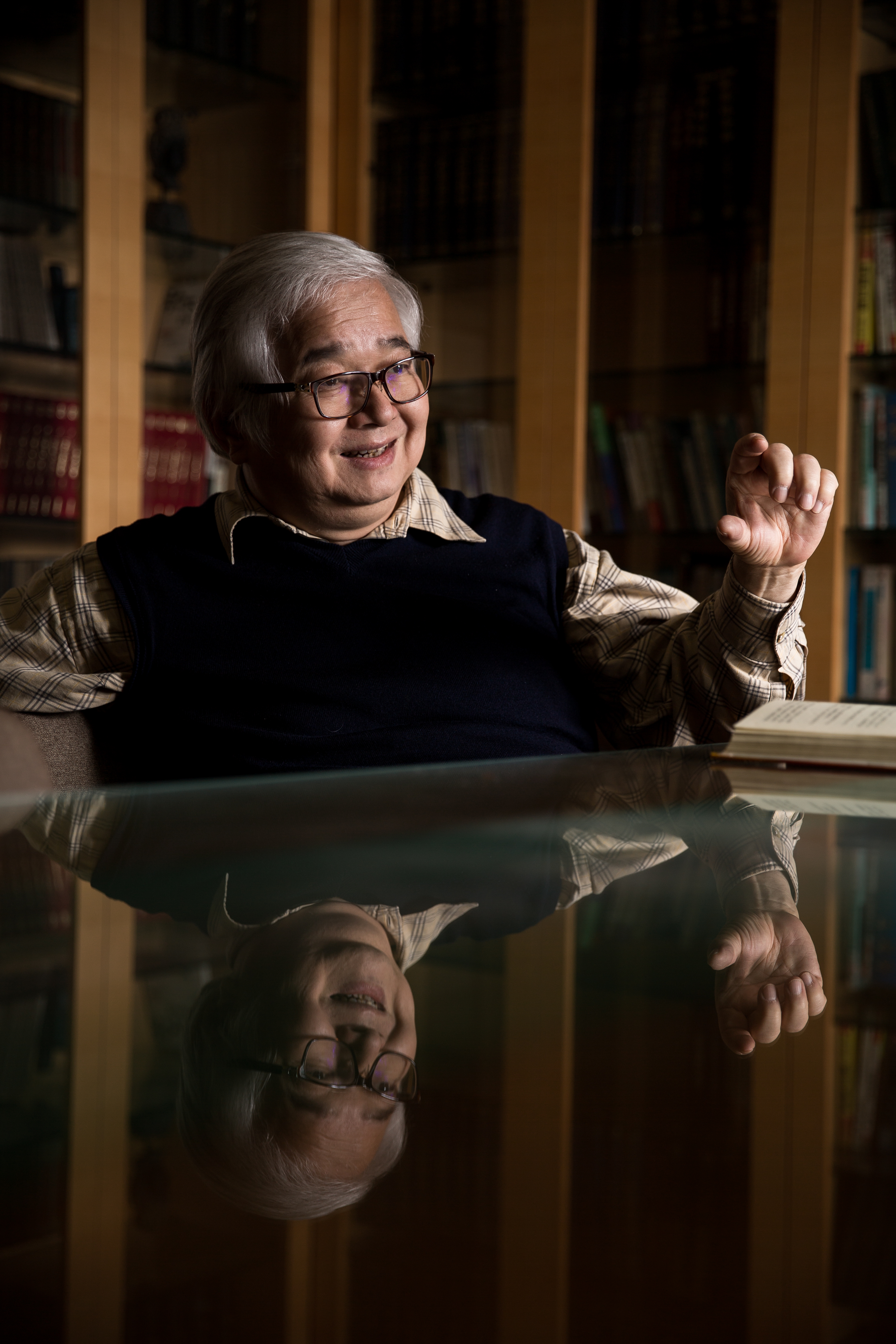 為學習膏狀保養品分裝技術，李志誠曾透過朋友介紹，二度潛入化妝品工廠偷學。