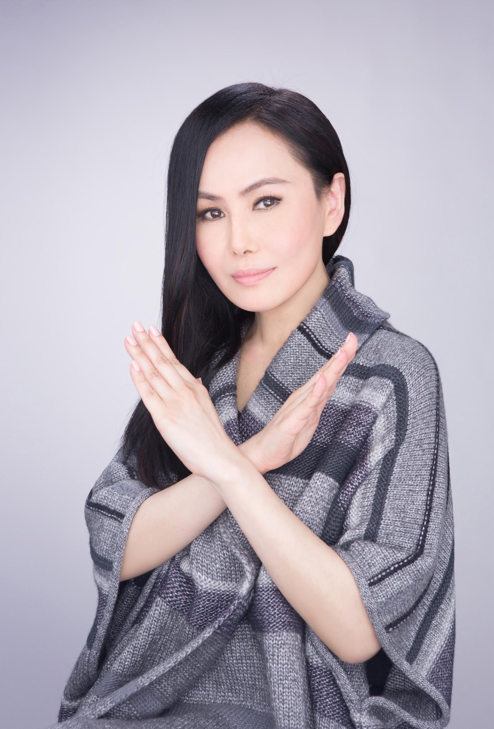 江蕙的〈愛不對人〉在她的金嗓詮釋下更撞擊人心。