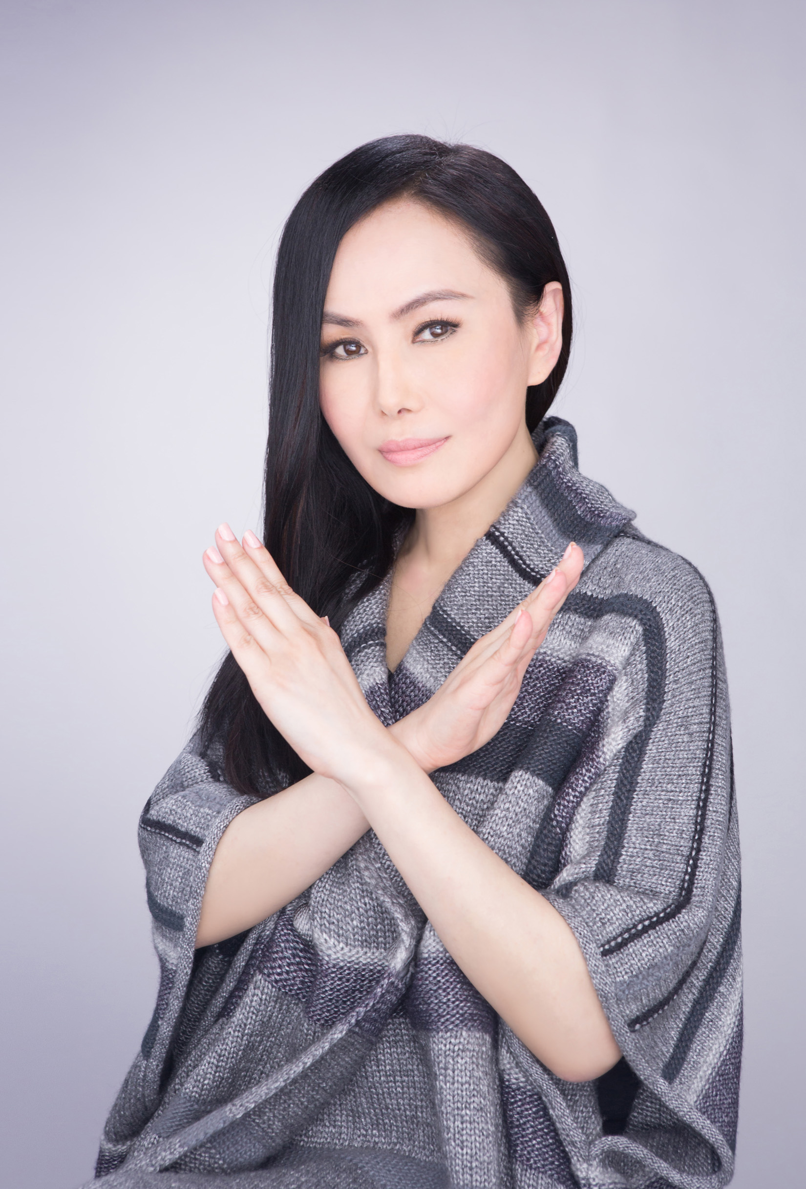 江蕙的〈愛不對人〉在她的金嗓詮釋下更撞擊人心。