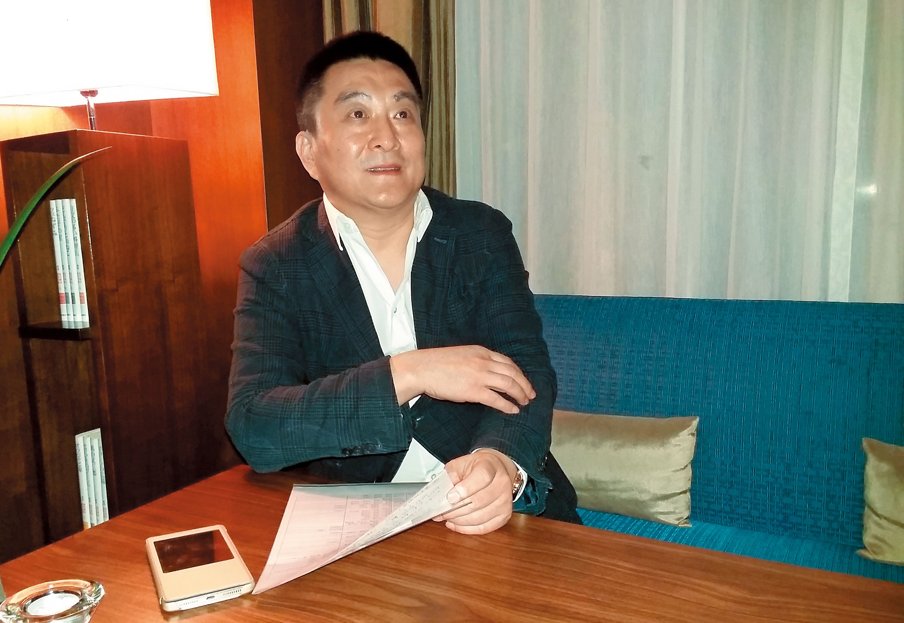 當過2屆北京市政協委員的韓志軍，去年底來台接受本刊專訪，詳述被詐騙的經過。