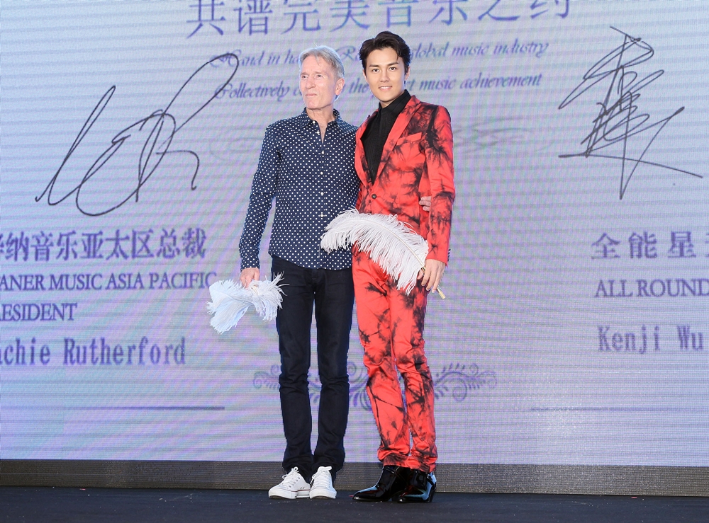 吳克群2012年風光簽進華納，但是受到的待遇和地位不太風光。（華納提供）