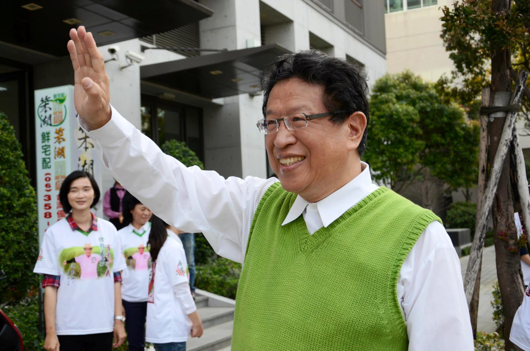 一向不吝於發表意見,勇敢發聲的汪笨湖。