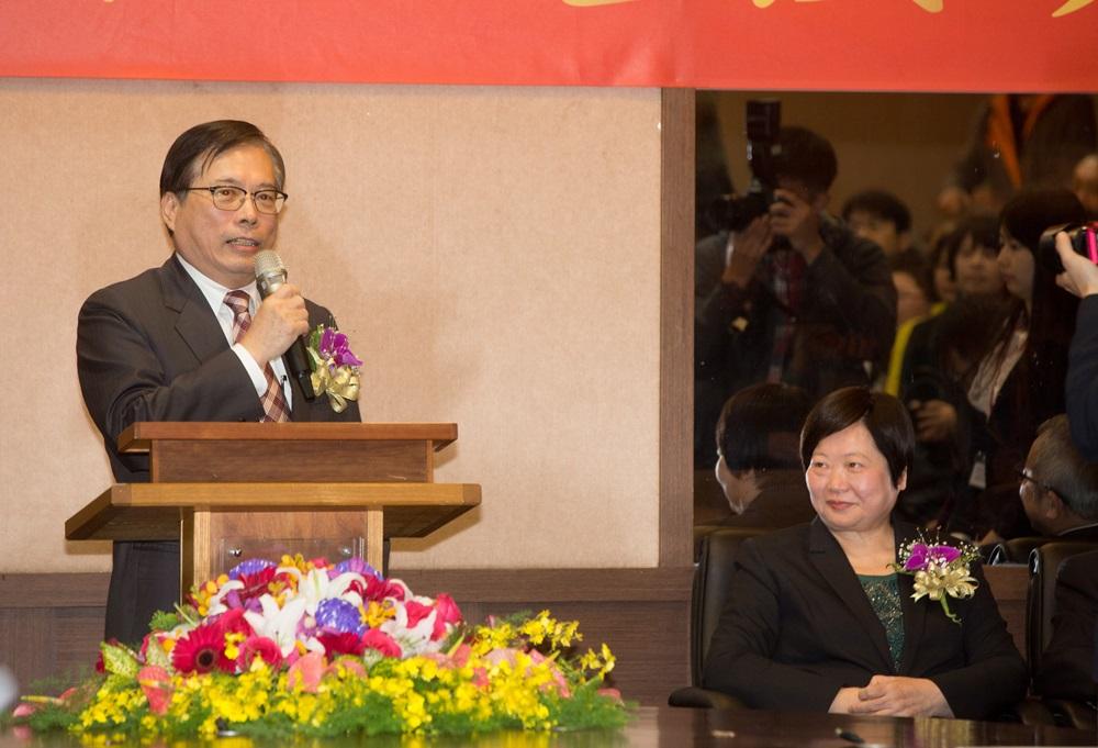 勞動部職業安全衛生署長劉傳名今天傳出遭撤換並轉任參事，傳出這是郭芳煜（左）下指導棋。