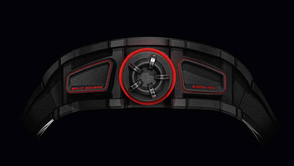 錶殼側邊的計時按把以及錶冠造型，是以McLaren-Honda F1賽車為靈感設計而來。