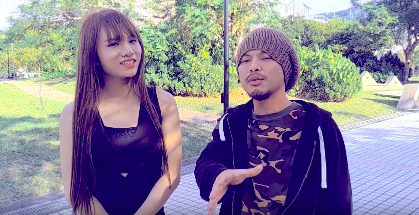 黃明志導演歌手四葉草的mv，找來小A辣助陣。