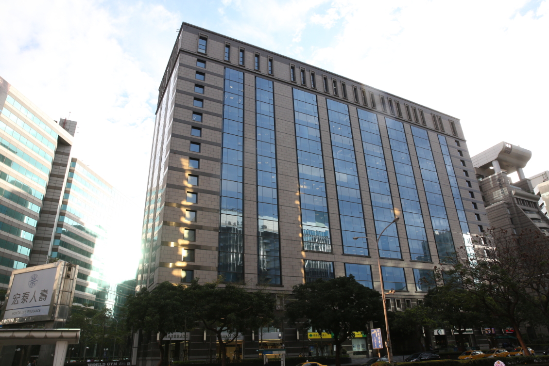 美方股東已在這棟大樓內另外成立「普萊克斯台灣分公司」，樂見中普公司解散，好獨占市場。