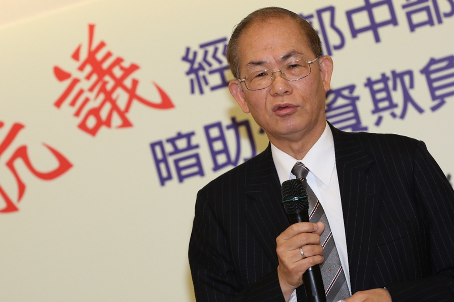 法院認定的中普公司董事長林克銘，召開記者會痛批經濟部中部辦公室依法不行政，暗助外資欺負本土企業。