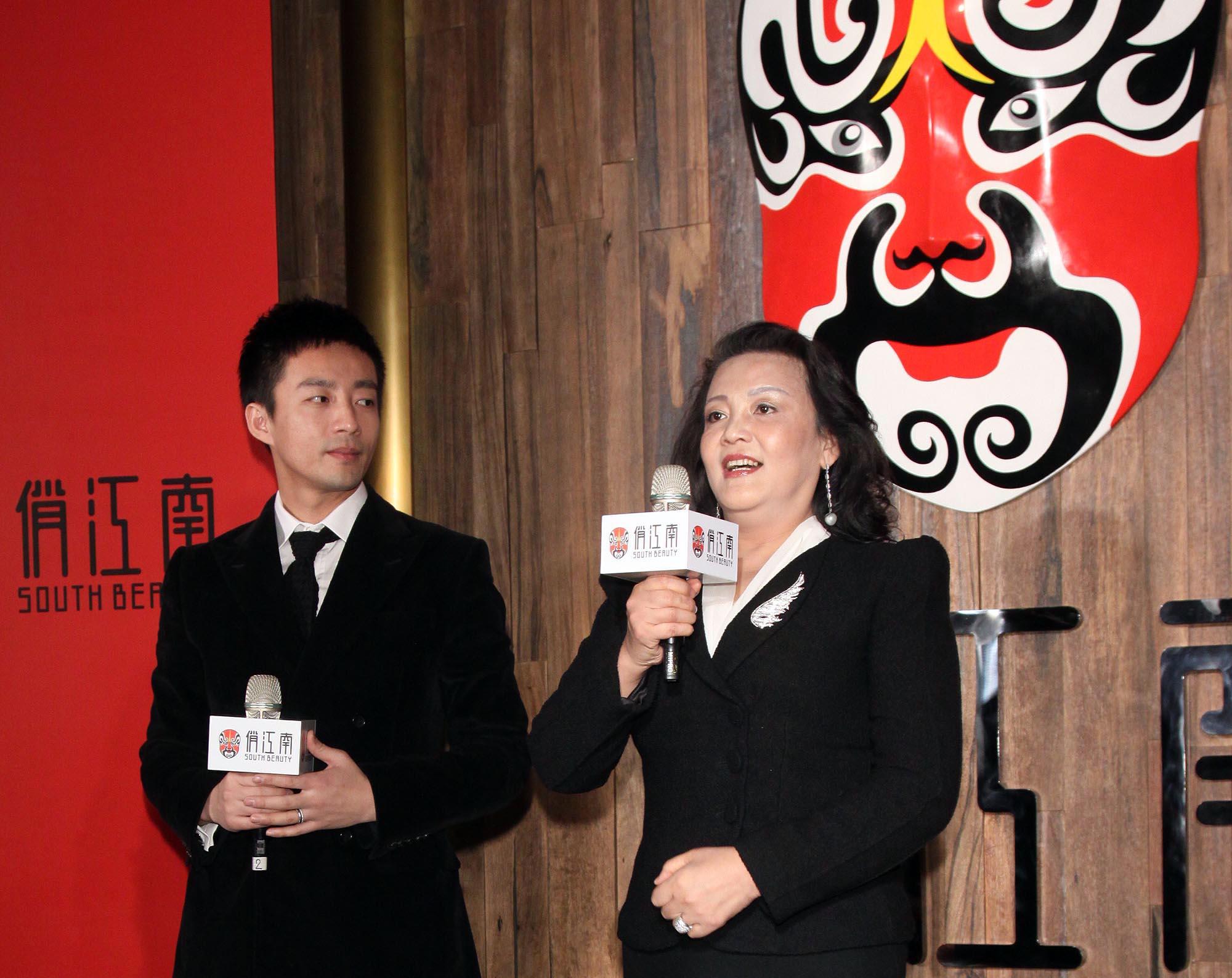 張蘭和汪小菲母子曾攜手打造俏江南餐飲帝國。東方IC提供