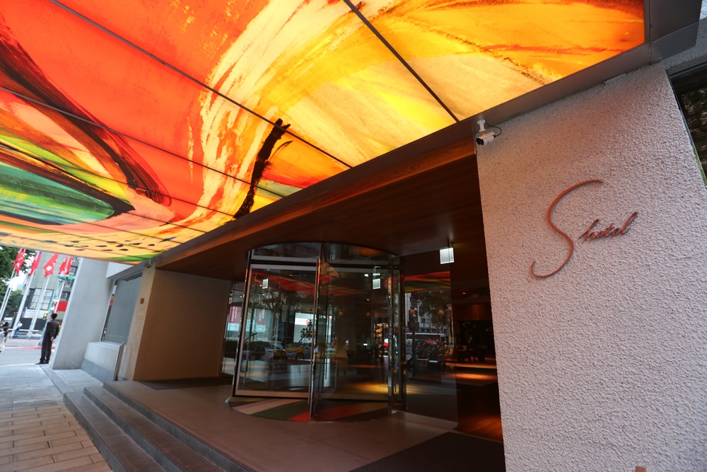 名人汪小菲為愛妻大S開設的飯店，成台北最有星味飯店。