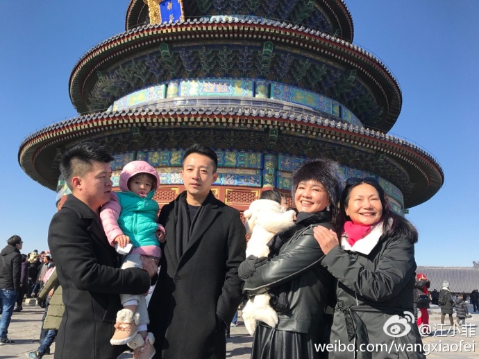春節時，汪小菲帶著妻小回北京天壇走走。取自汪小菲微博