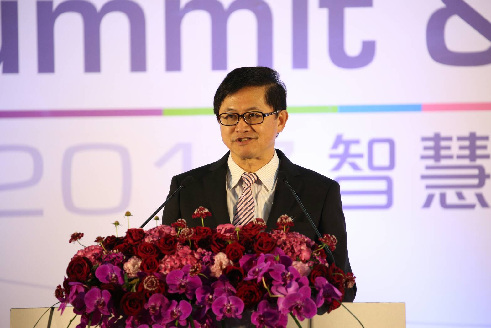 台北智慧城市展21日展開，身為東道主的台北市電腦公會理事長童子賢，呼籲中央、地方政府都該善用科技，提供更佳的服務。