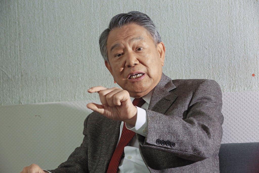 詹啟賢指出，現在黨內兩陣營的惡鬥，會傷害國民黨，他必須做選後整合的角色。