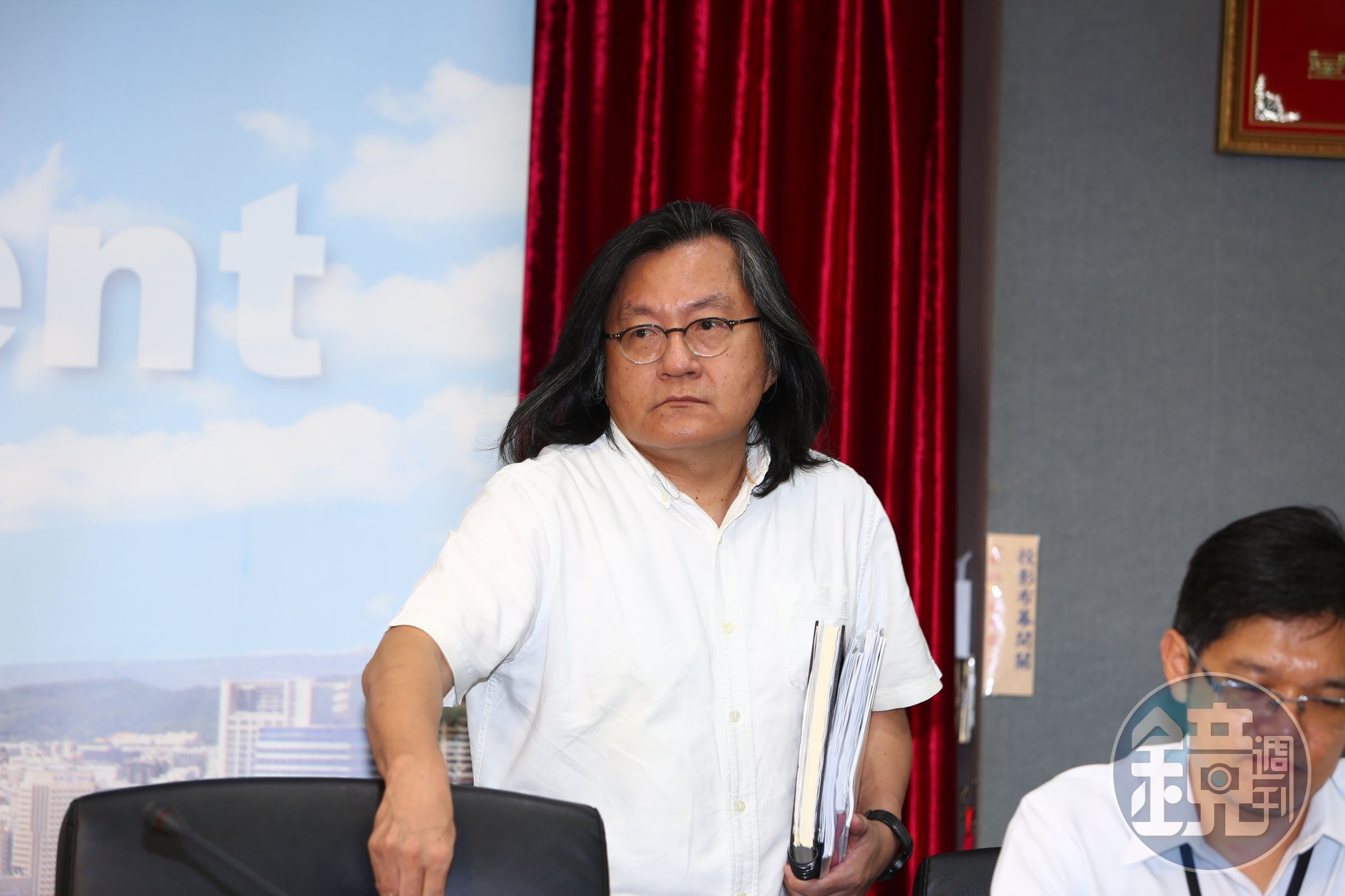 都發局長林洲民與遠雄有多起官司糾紛，未來將主持大巨蛋都審會。