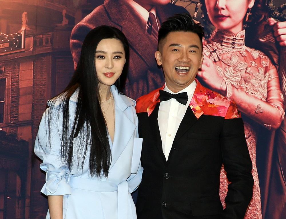 蘇有朋成功轉型為實力派演員,之後還試著當導演,首部作品《左耳》入圍當年金馬獎最佳新導演。