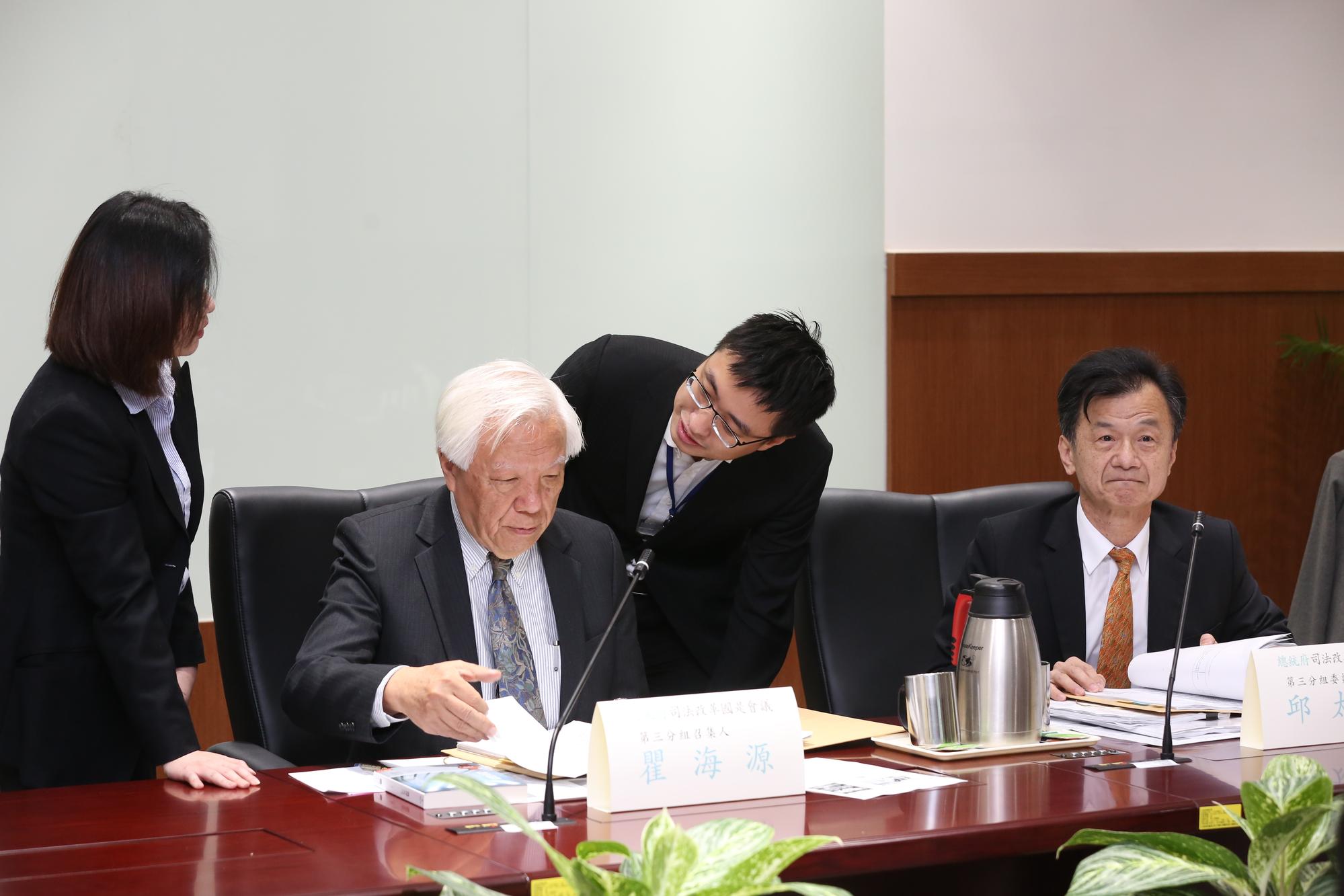 司法改革國是會議今進行第二場分組討論,法官協會發出聲明,質疑這不是人民想要的司改模式。