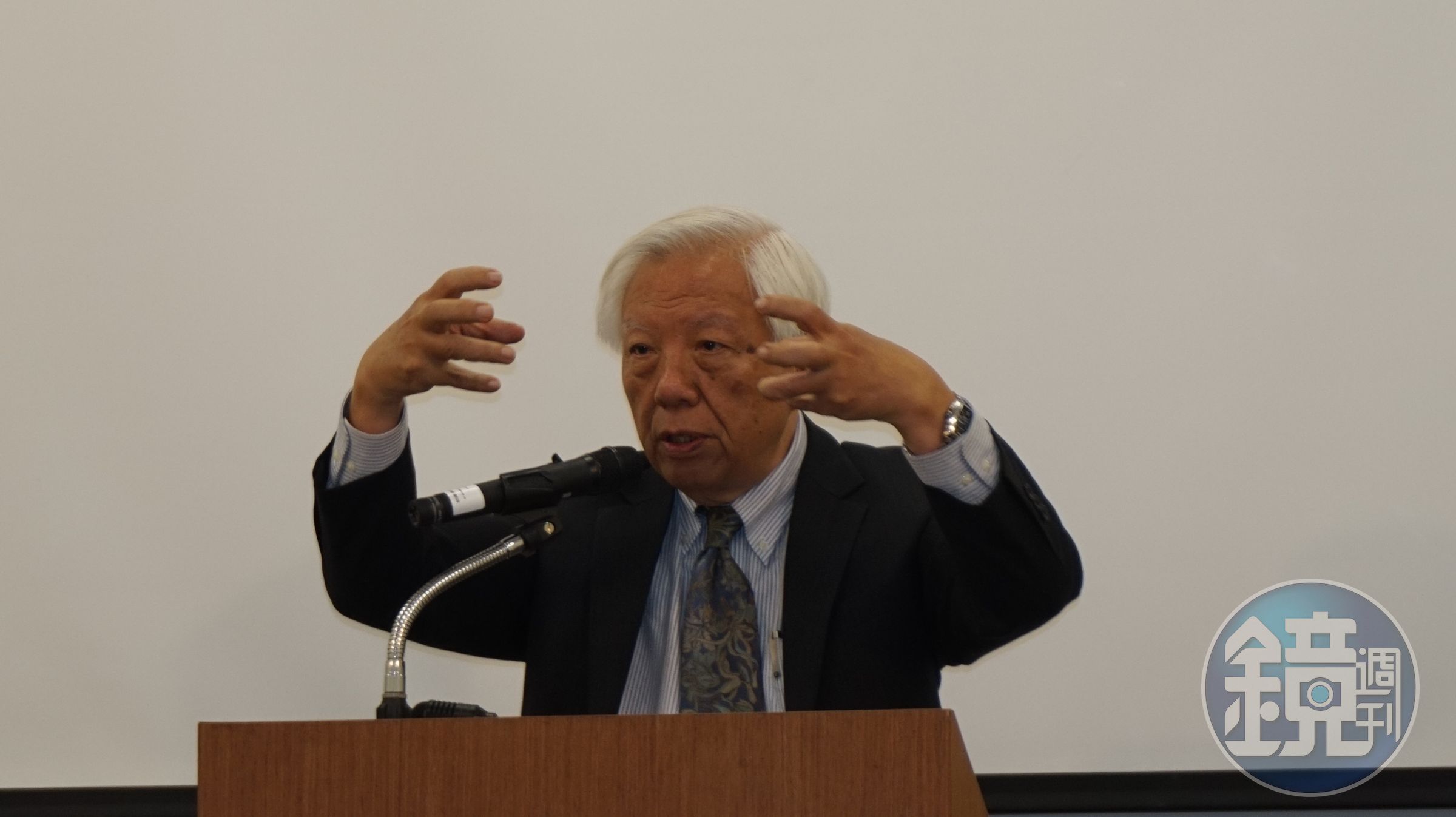 司改國是會議第3組分組會議，一度有委員提議討論死刑存廢，現場幾乎都是曾支持廢死的委員，主席瞿海源交付現場表決卻遭否決，死刑議題確定被司改國是會議排除在外。