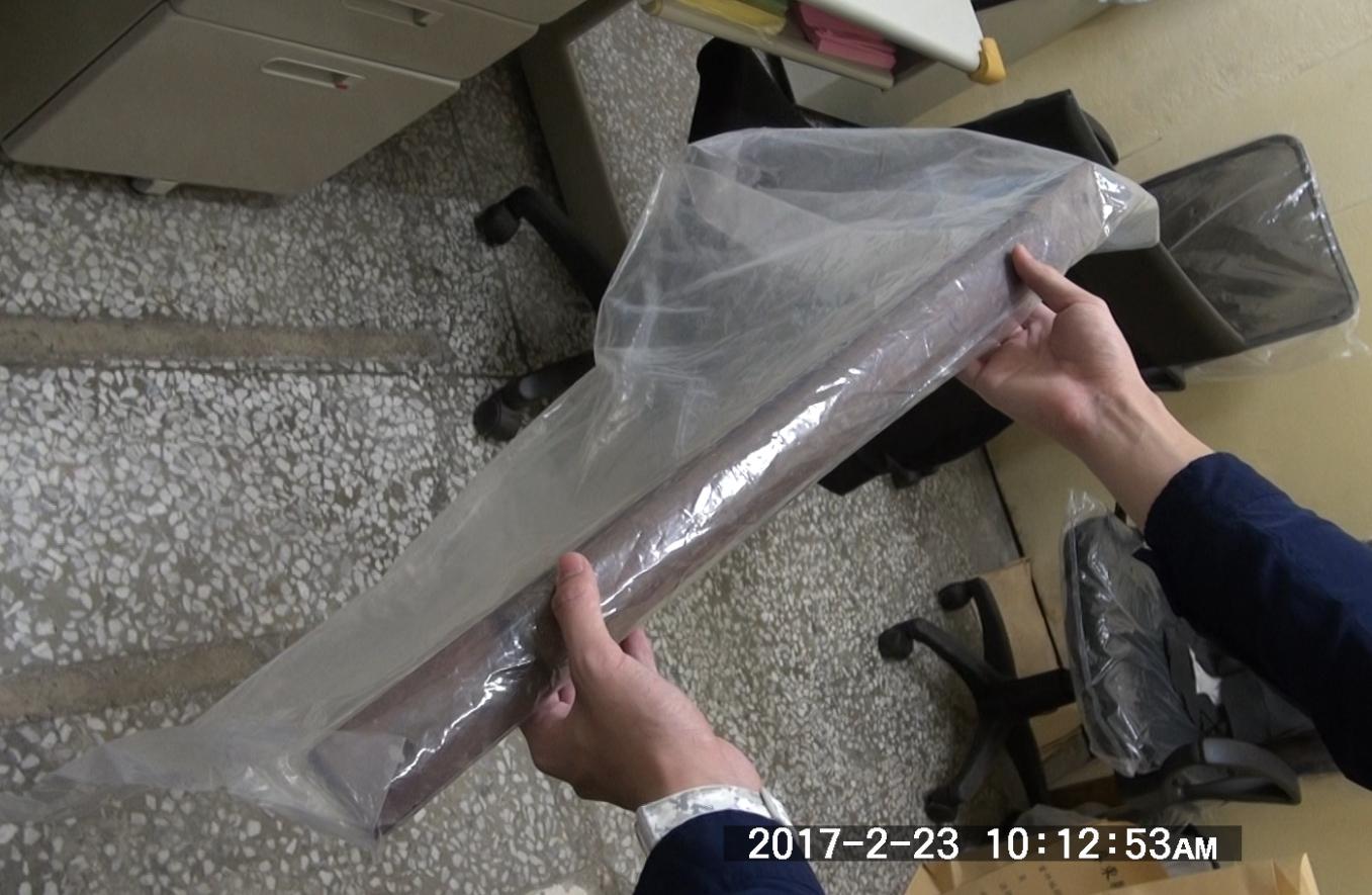 長約80公分實木轎棍，就是打死好嬸的凶器。