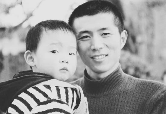 畢飛宇一聊起兒子便溫情脈脈，他說這世上沒有人能讓他妥協，除了兒子。兒子目前就讀於美國卡內基梅隆大學二年級。（翻攝網路）