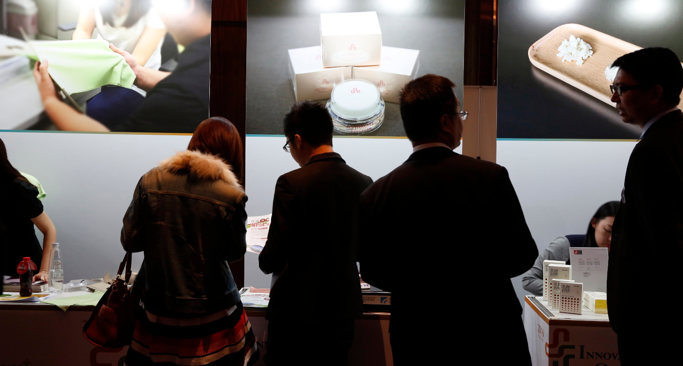 對市場趨勢沒把握，選擇低波動產品卡穩。