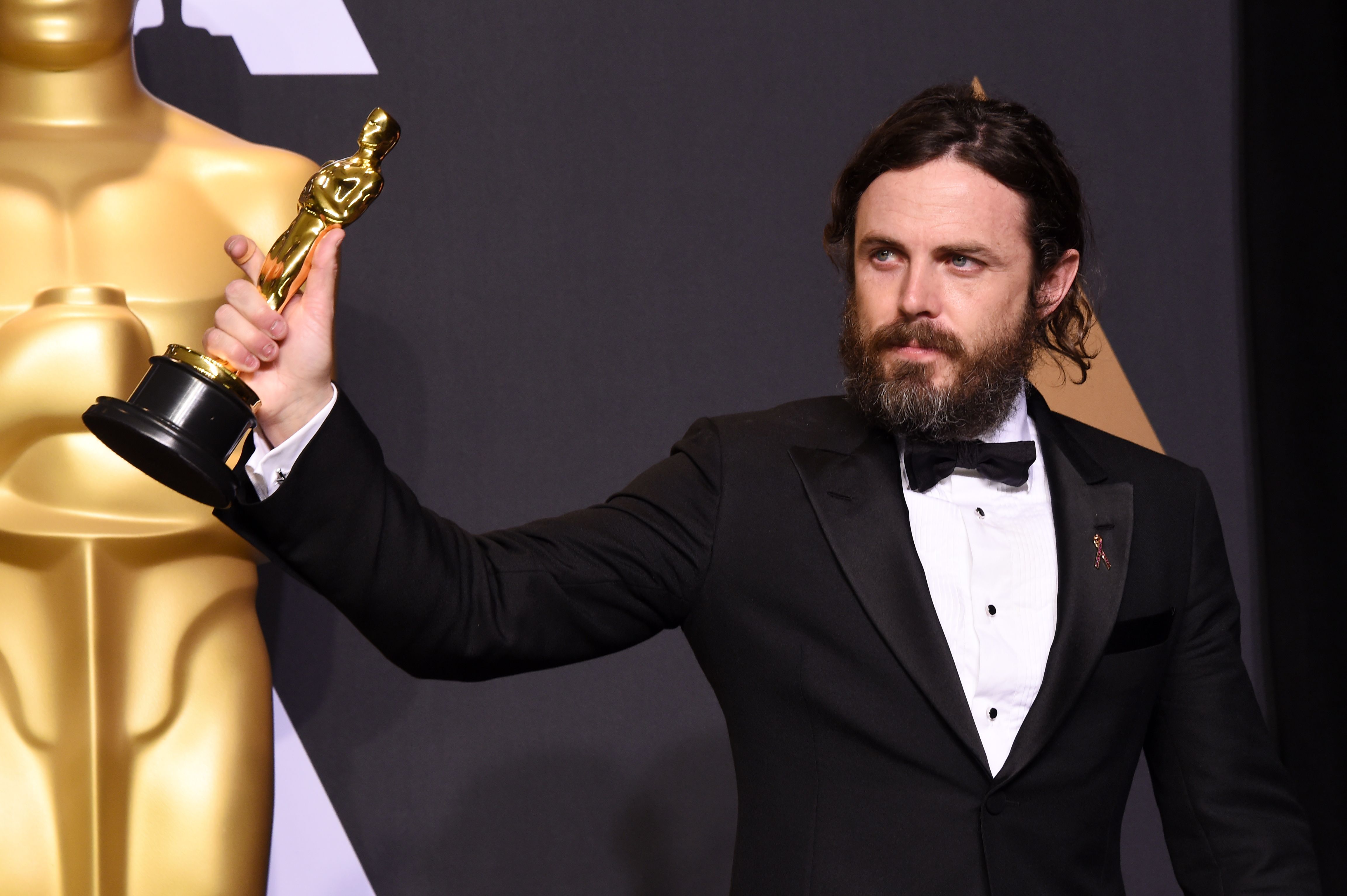 凱西艾佛列克以《海邊的曼徹斯特》拿下本屆影帝。