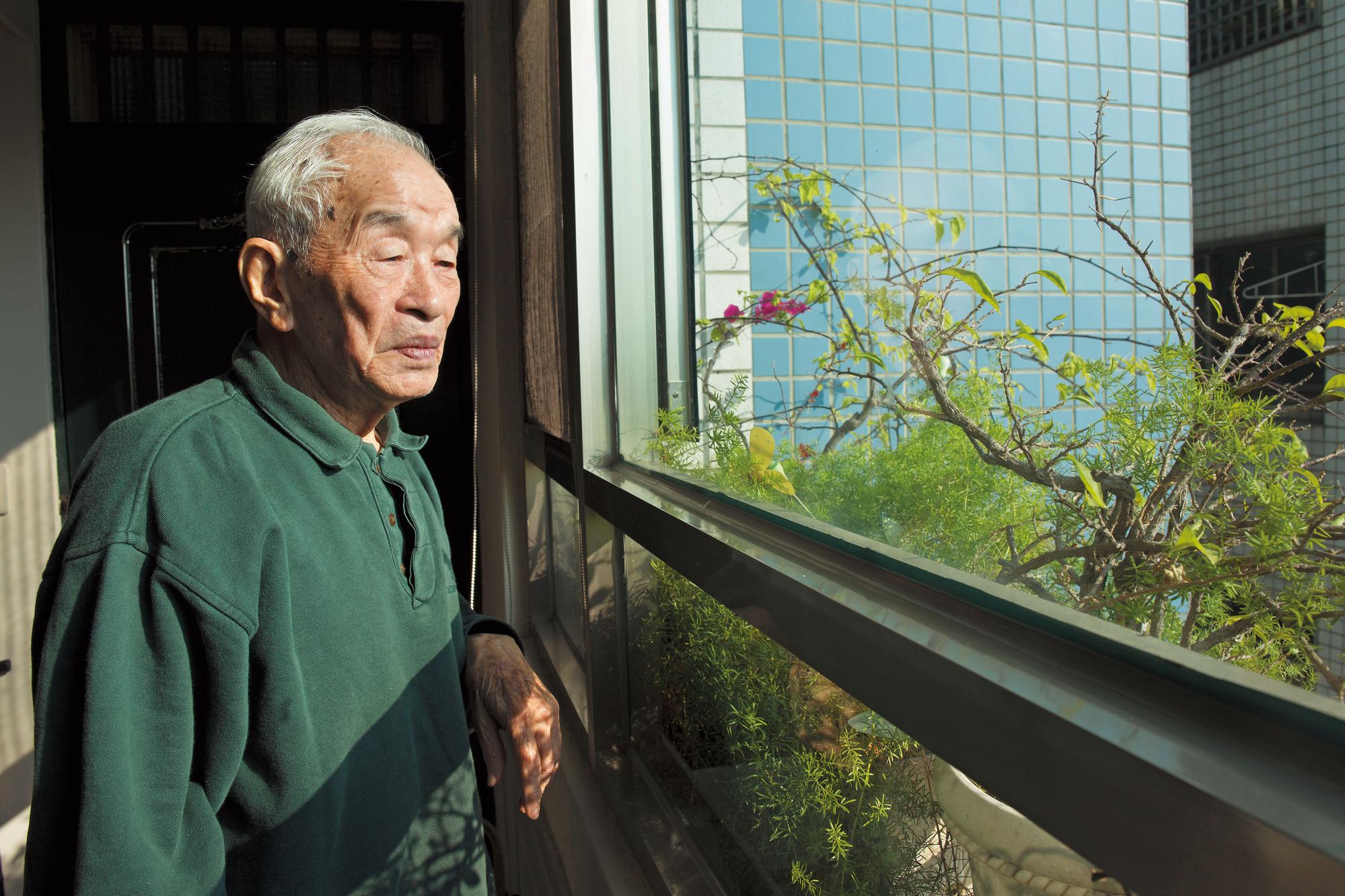 陳仁悲參與雄中自衛隊時年僅19歲，228事變讓他從此不敢追求自己的人生。