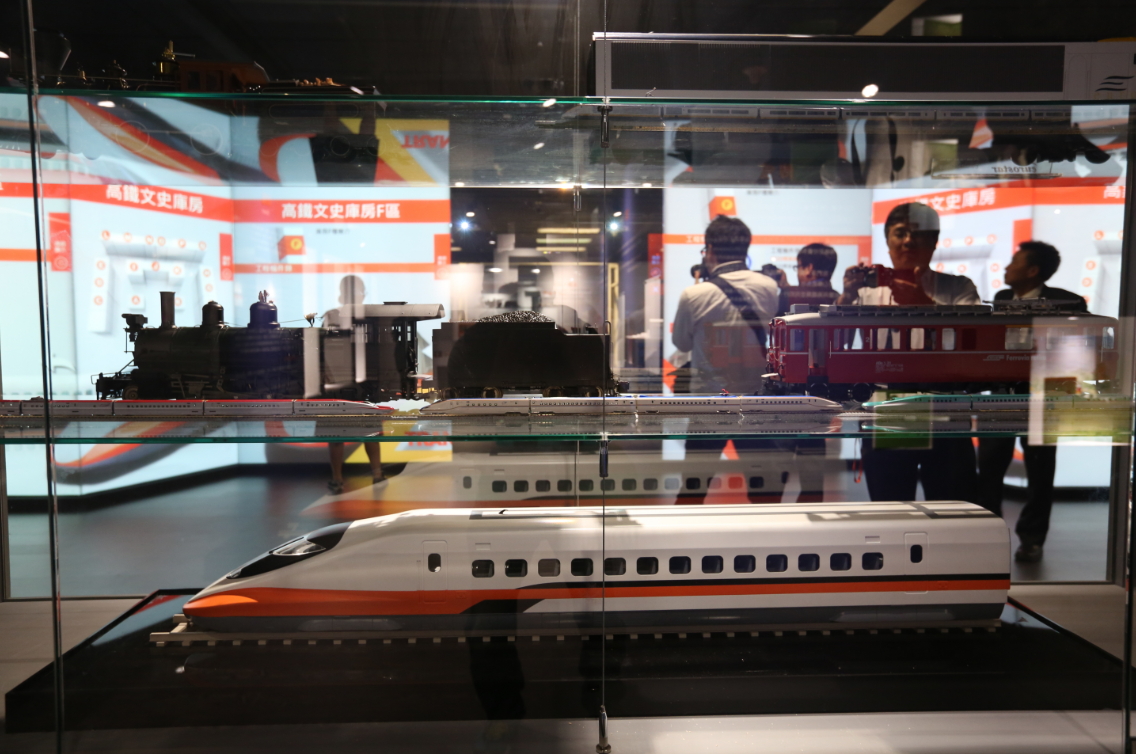 台灣高鐵公司通車10年，好不容易有機會入圍馬新高鐵國際顧問標，但驚傳內部可能洩漏核心技術給中國。