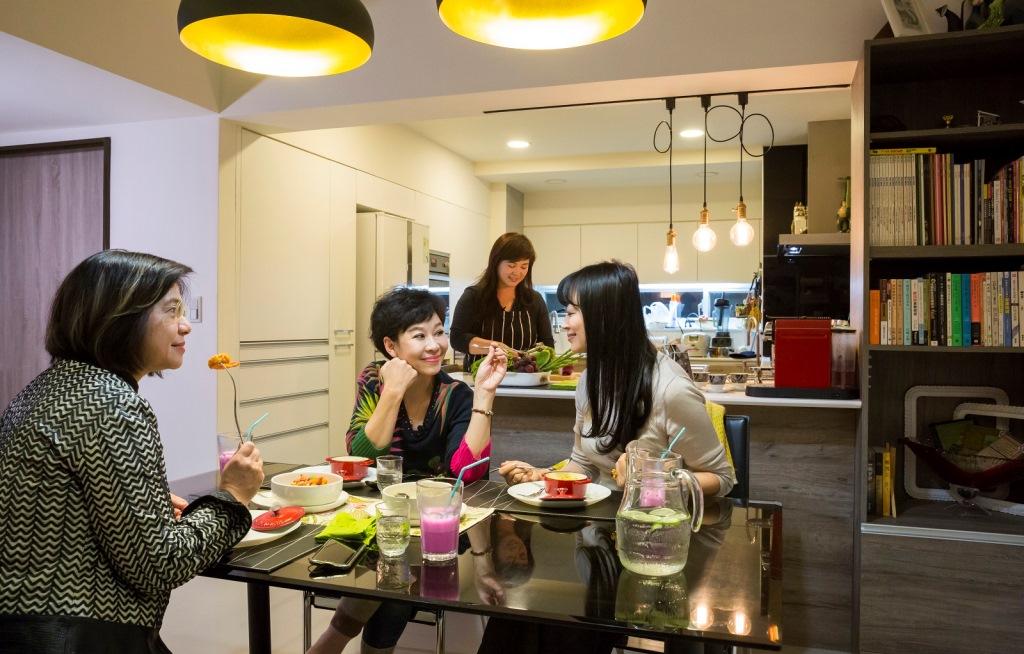 藉由「DearChef」私房料理分享平台,每個人都有機會展開一場美食與生活社交的新探險。