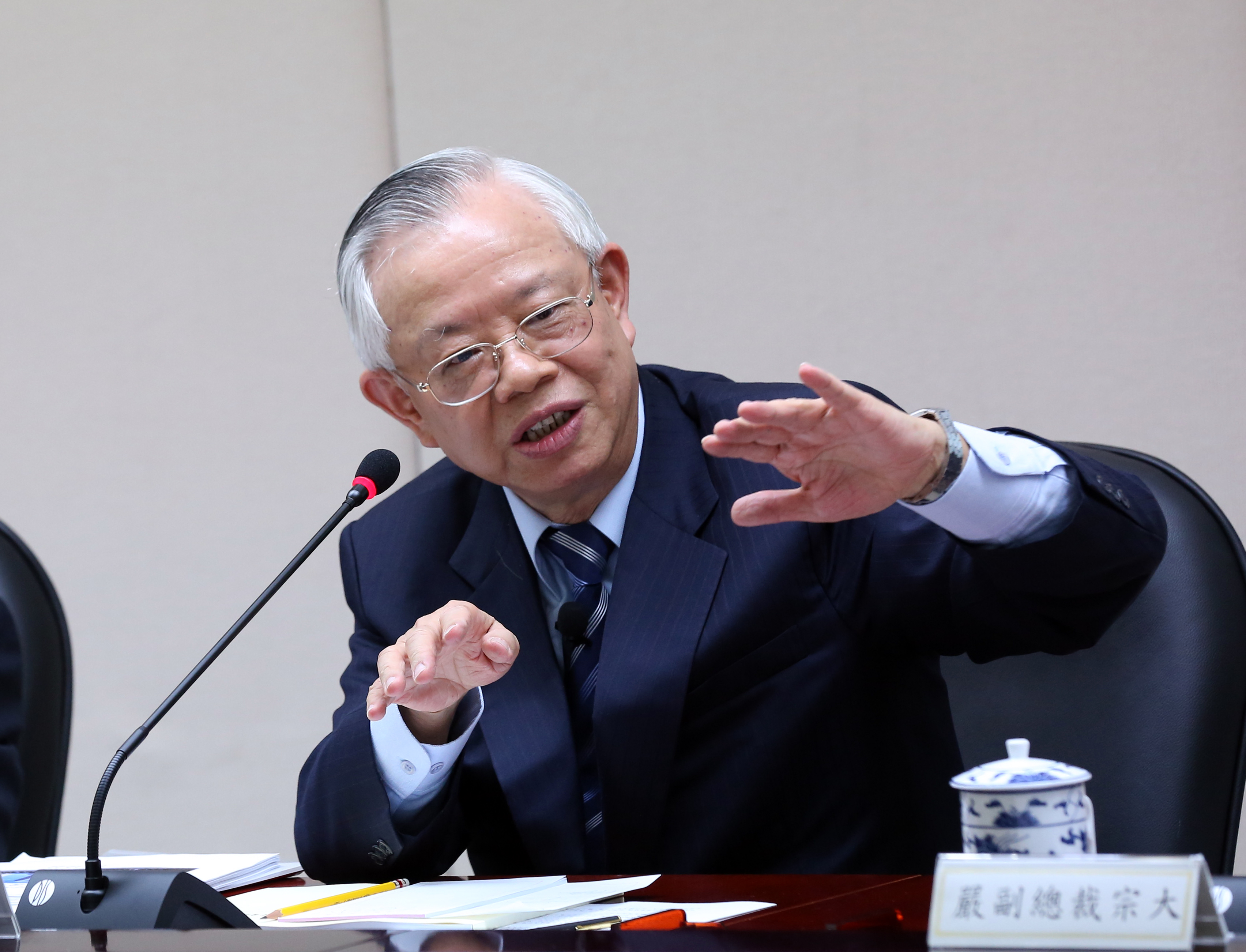 央行總裁彭淮南26日正式退休，卸任前獲得2018年CBP終身成就獎。