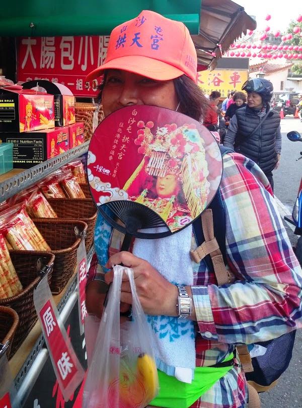 萬小姐的婆婆跟隨進香30多年，現在她和先生也年年參加白沙屯進香活動。
