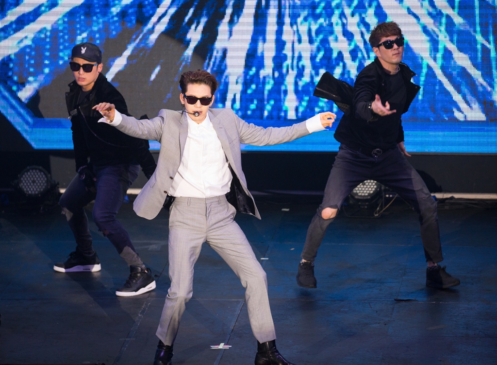 7次訪台的SE7EN首次在台灣舉辦專場演出，吸引600名粉絲到場。