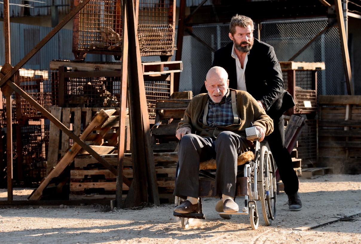 落魄的羅根靠著開禮車賺錢，來養活自己和超能力已衰退的X教授，原本想從此隱居，卻因新的變種人遭追殺。（福斯提供）