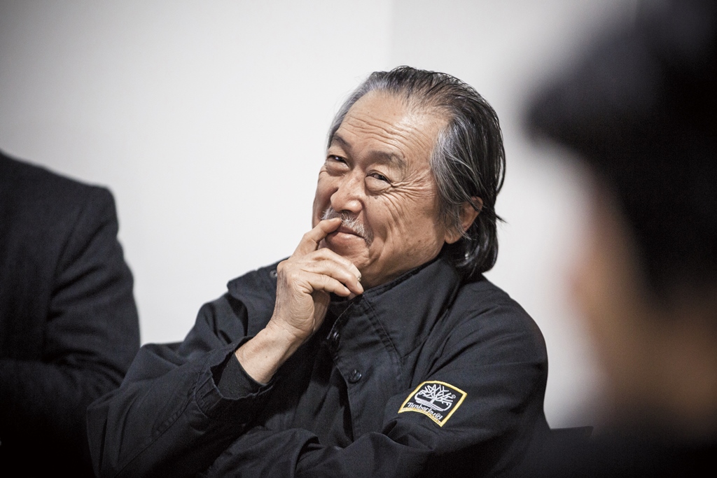 張照堂害怕無聊,採訪時曾直言太無聊了,自顧和攝影記者聊起業界話題。