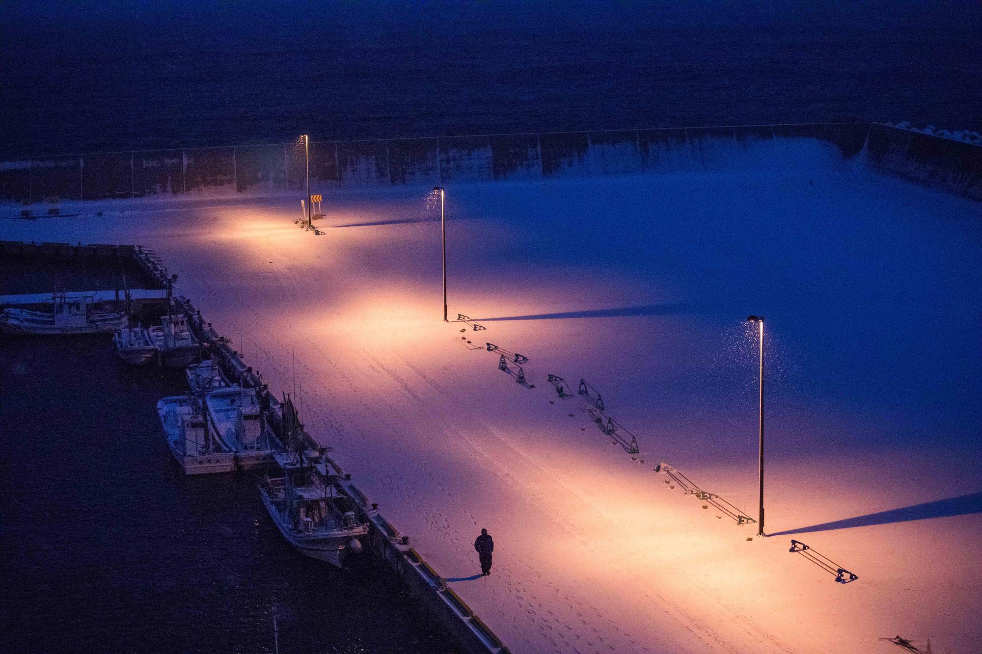 早安，大風雪中依舊堅持晨跑的人兒。
