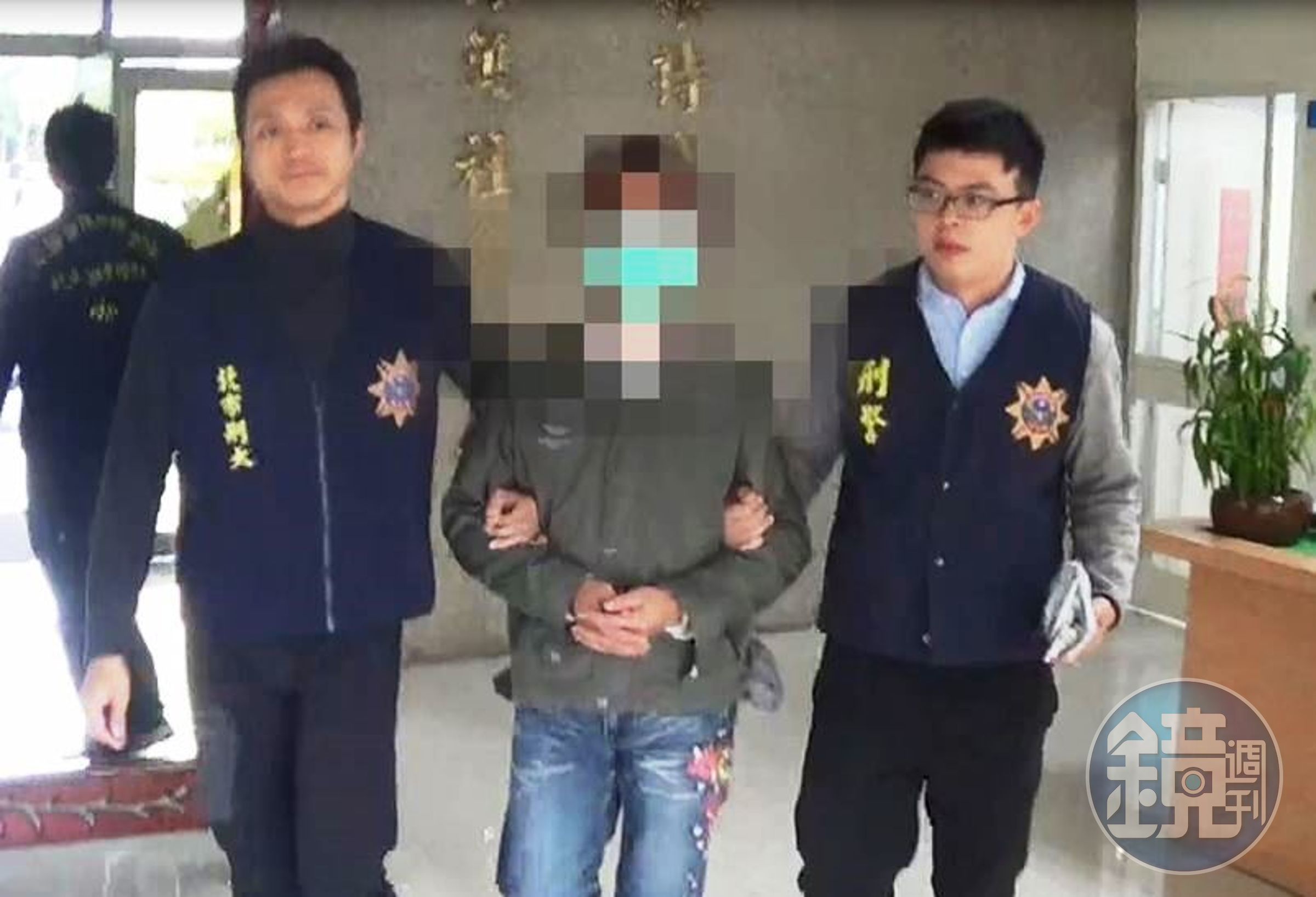 劉嫌被刑事局幹員在台中市大里區逮捕，身上搜出所有犯罪證據。