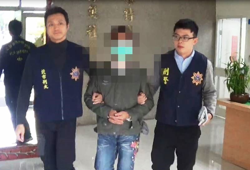 劉嫌被刑事局幹員在台中市大里區逮捕，身上搜出所有犯罪證據。