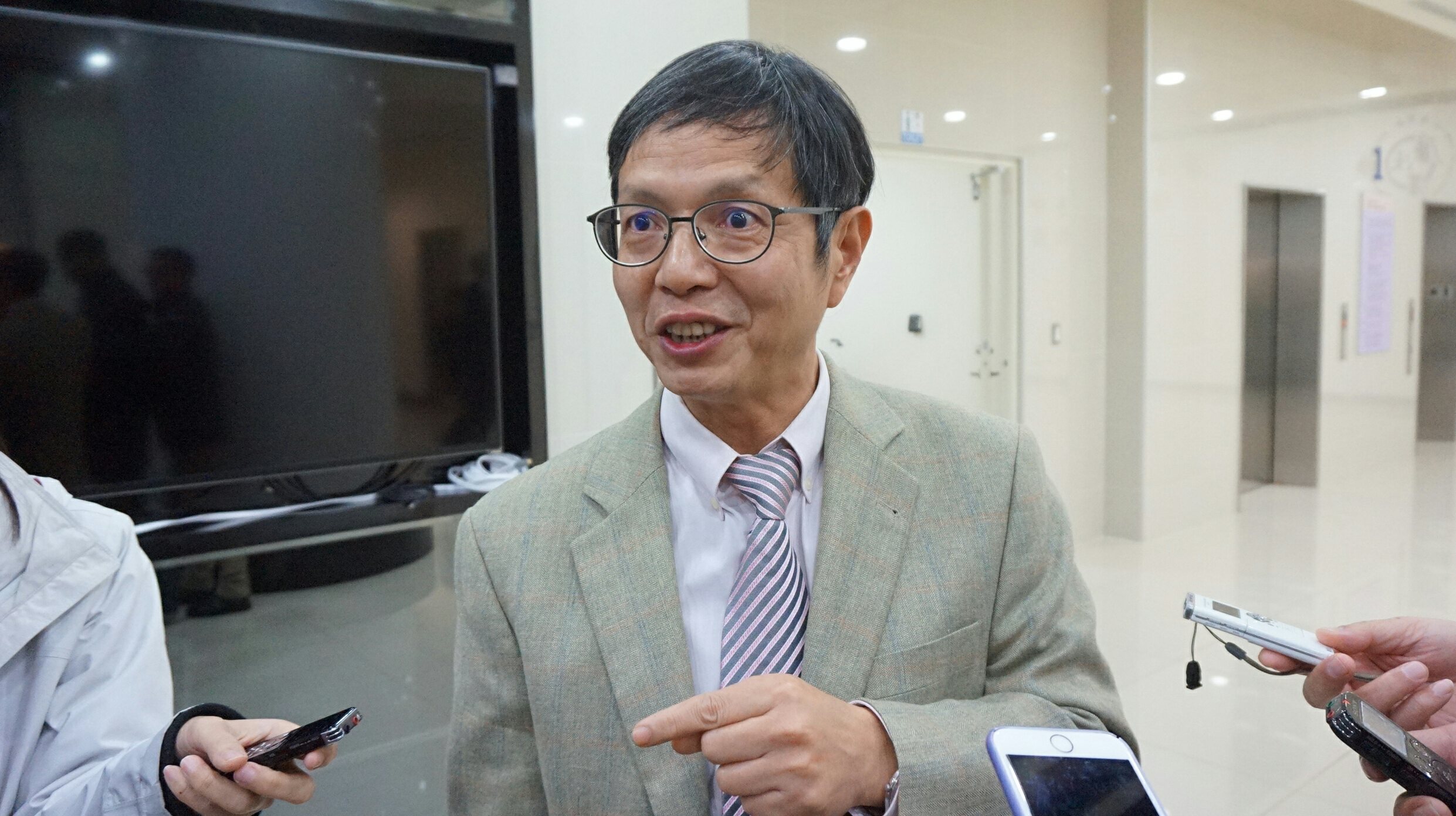 司改委員、台大法學院教授林鈺雄認為司改未將死刑及食安議題納入，恐無法服人。