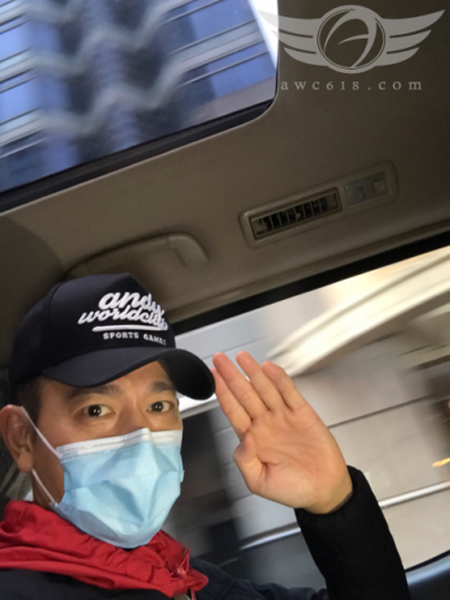 劉德華在官網「華仔天地」發照更文向大家報平安，傳達回家休養的喜悅。（翻攝自劉德華官網）