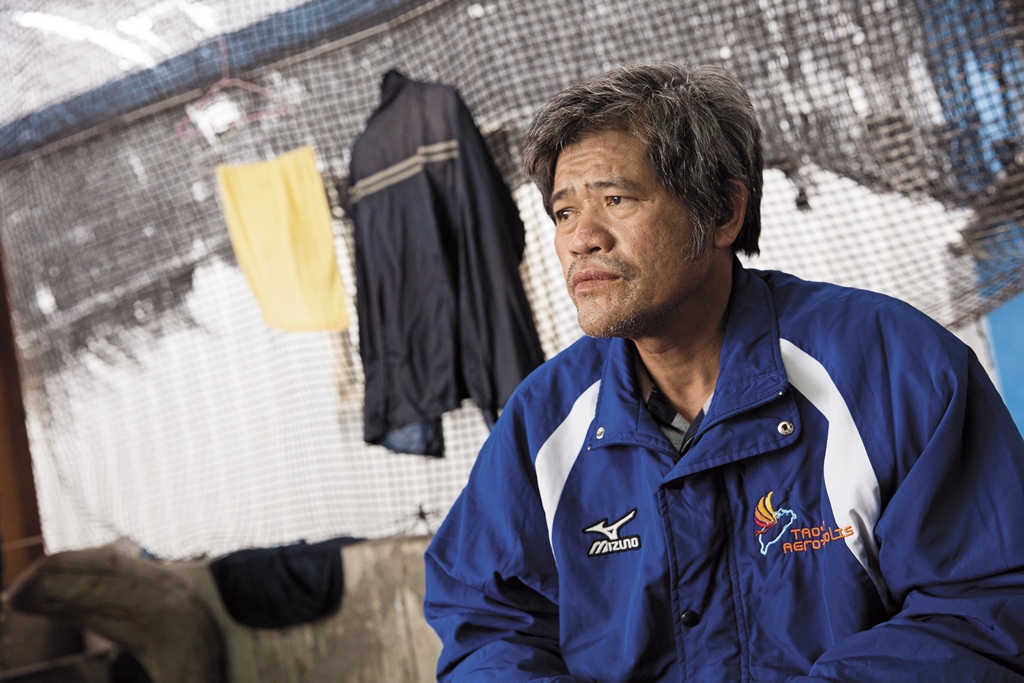 談到那天替弟弟介紹工作，廖忠義自責不已。