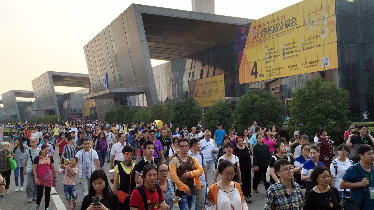 兩岸關係轉冷,過去熱鬧的台灣名品展景象已難復見。