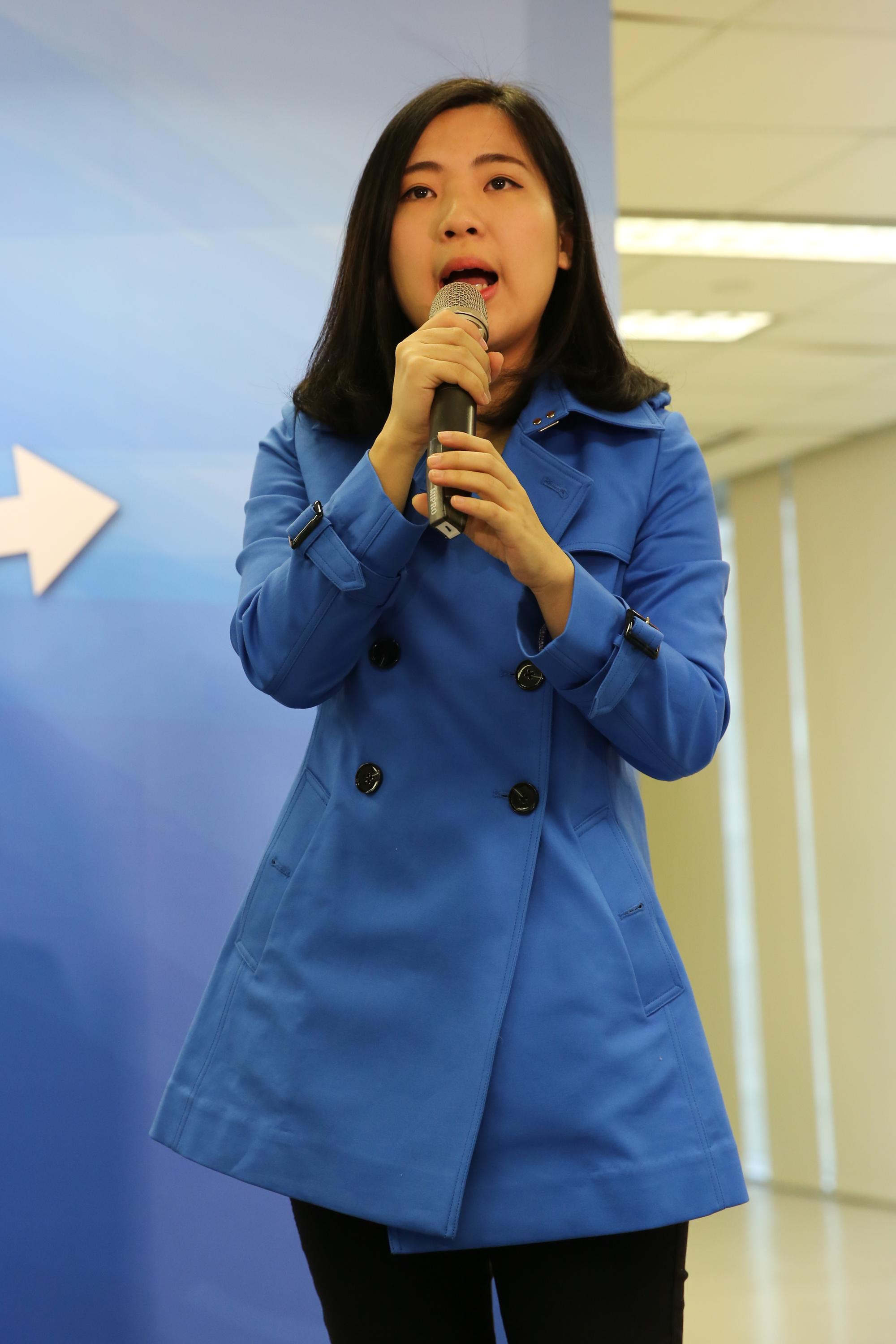 馬英九辦公室發言人徐巧芯說，「馬前總統表示對他自己清白非常有信心。」