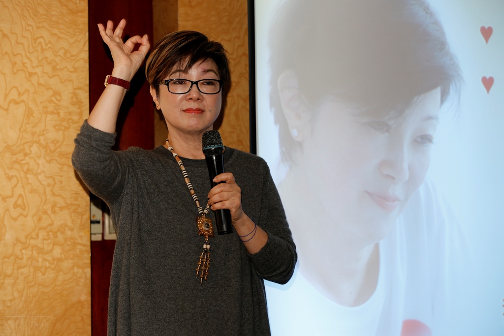 對於台積電董事長跌倒的消息登上媒體頭條，張淑芬表示，沒想到我老公這麼重要。