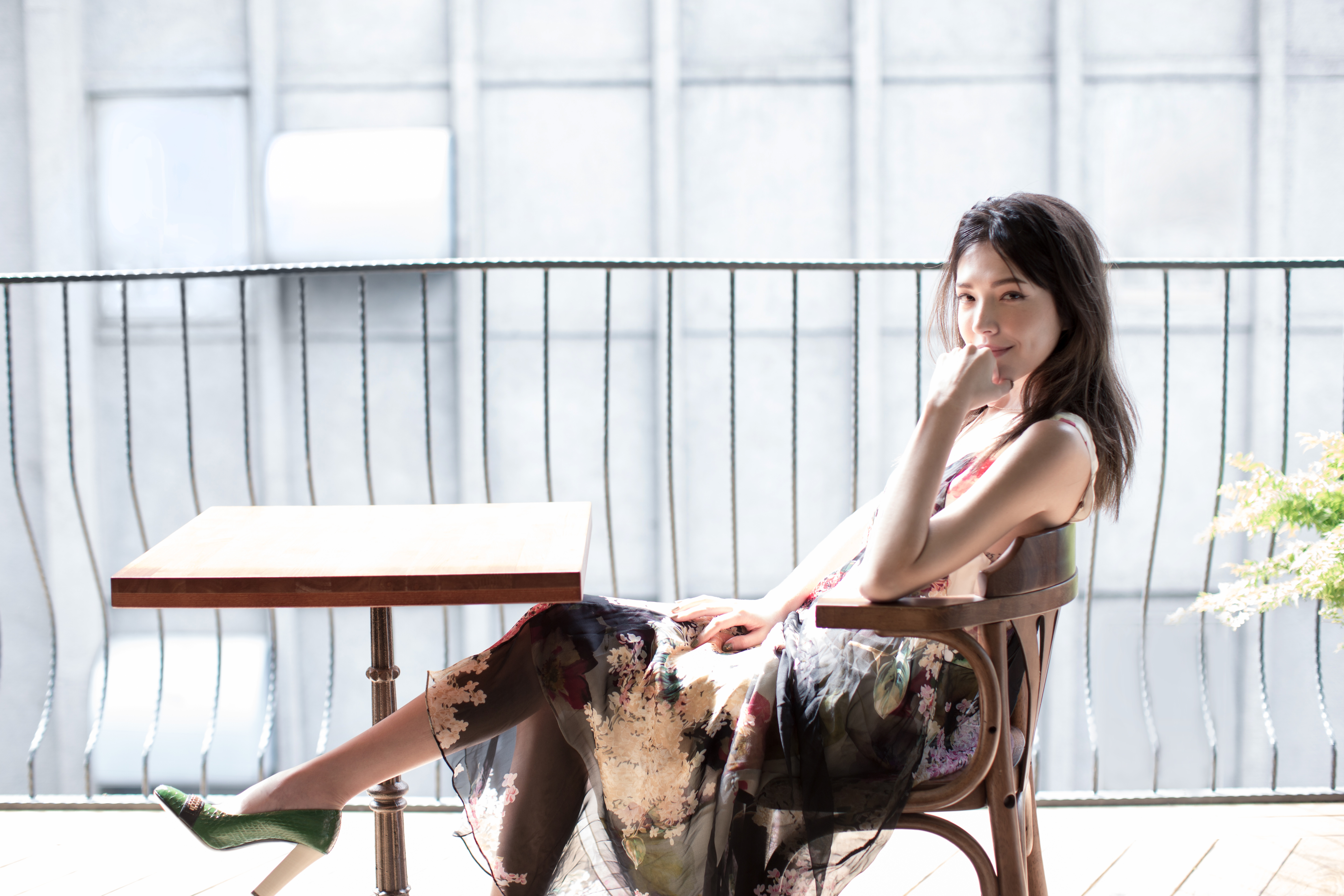 不諱言混血兒的外表讓自己築起保護色，但許瑋甯的眼神很不會藏，熟她的人往往一看就知道她情緒。