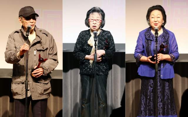 功勞賞──小林清志、清水真理、堀絢子。
