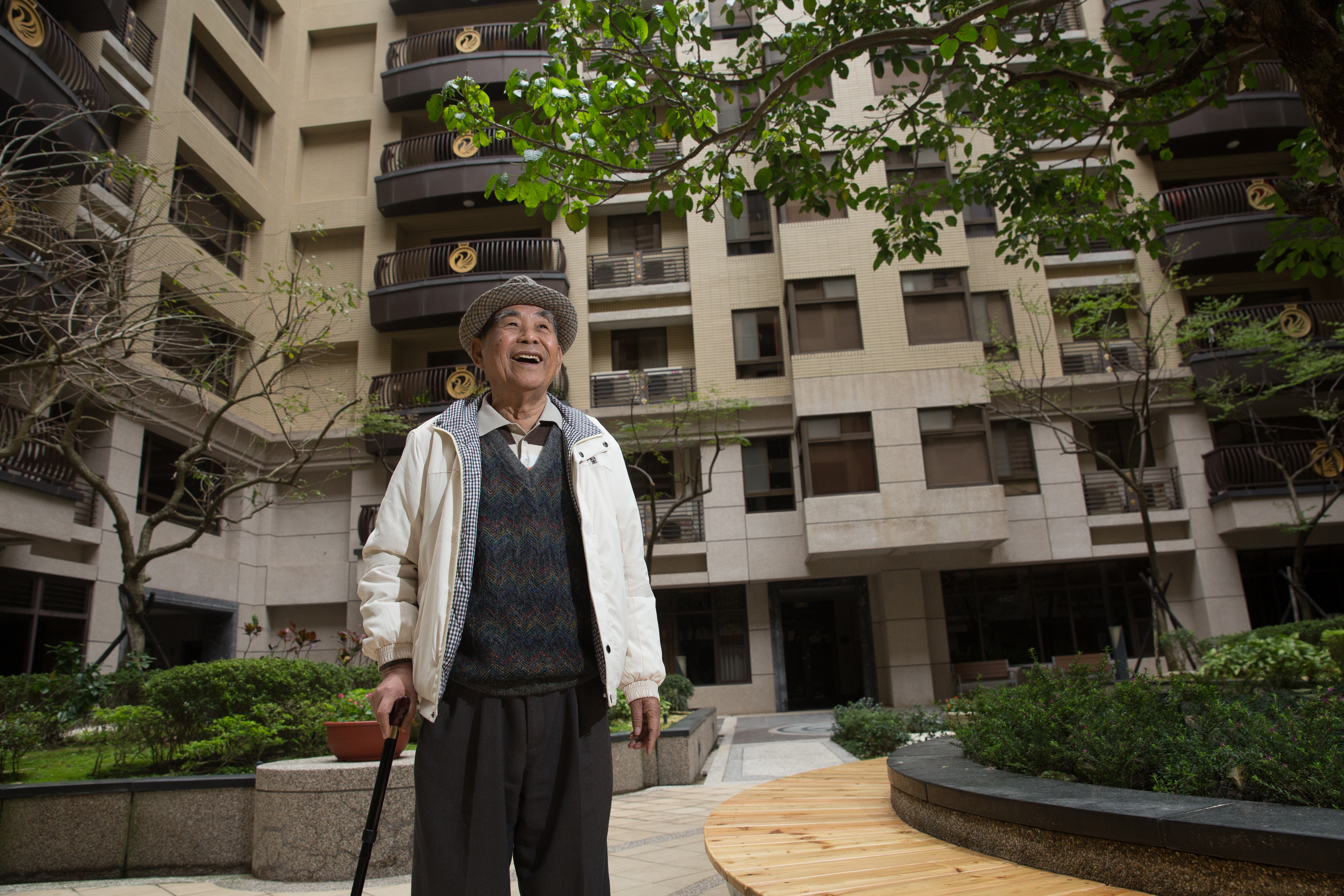 83歲的謝聰敏已淡出政壇，回顧來時歲月，發表自救宣言，營救政治犯，轟轟烈烈幹過幾件大事，對這一生很滿意。