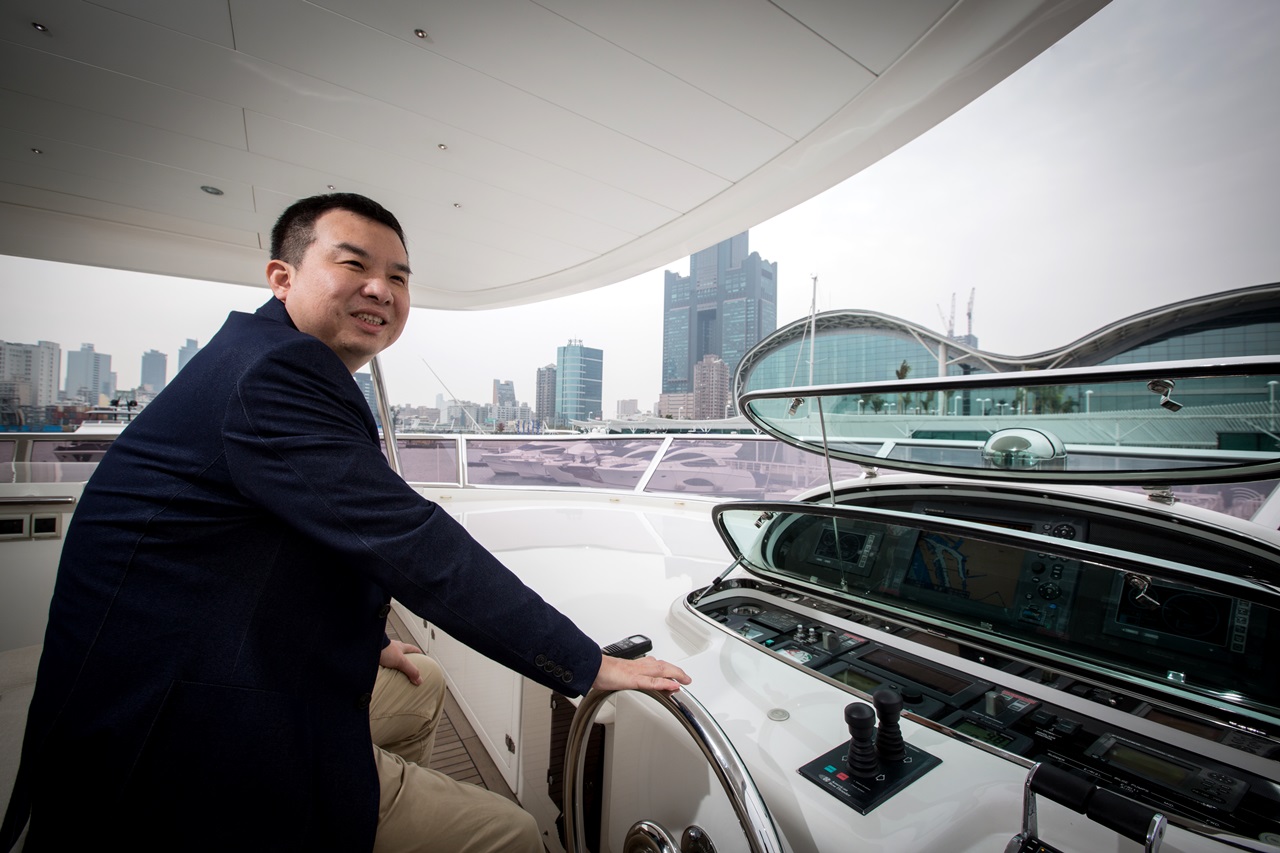 搭乘遊艇、享受海風，已經不是大老闆的專利。