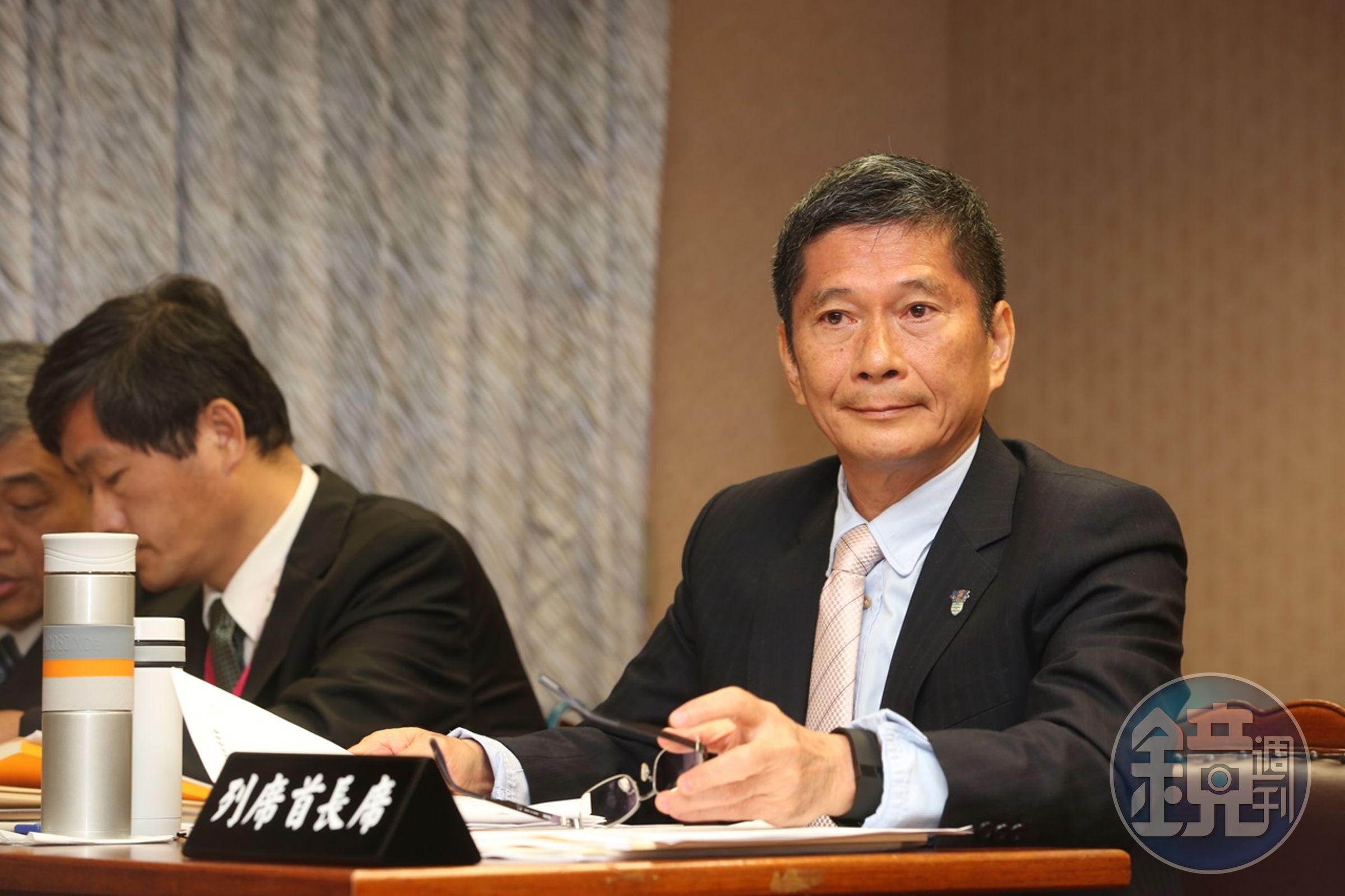 客委會主委李永得在台北轉運站遭警察盤查身份證件，他在臉書批評：「台北市甚麼時候變成警察國家？」