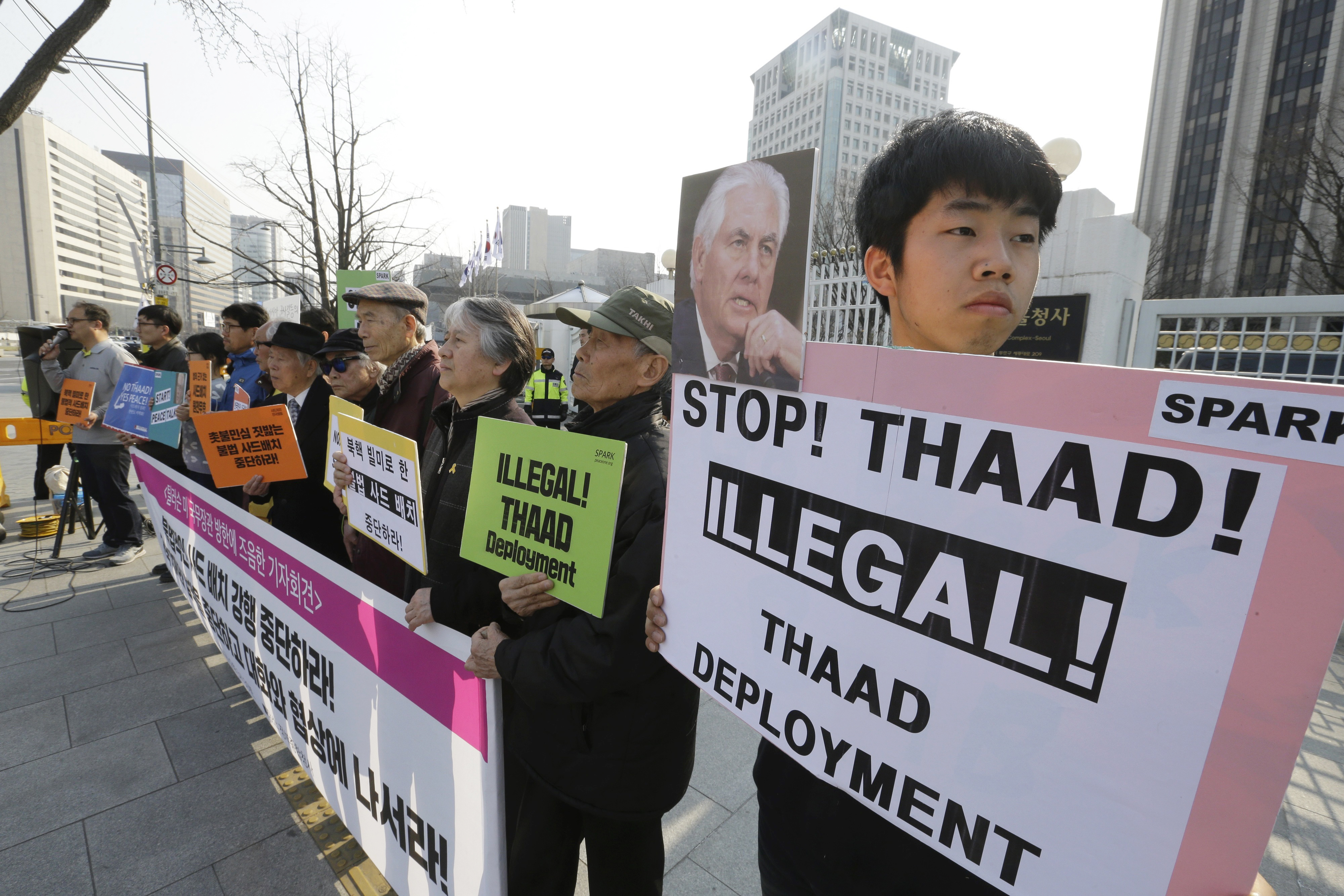 南韓民眾反對部署薩德系統。圖取自東方IC