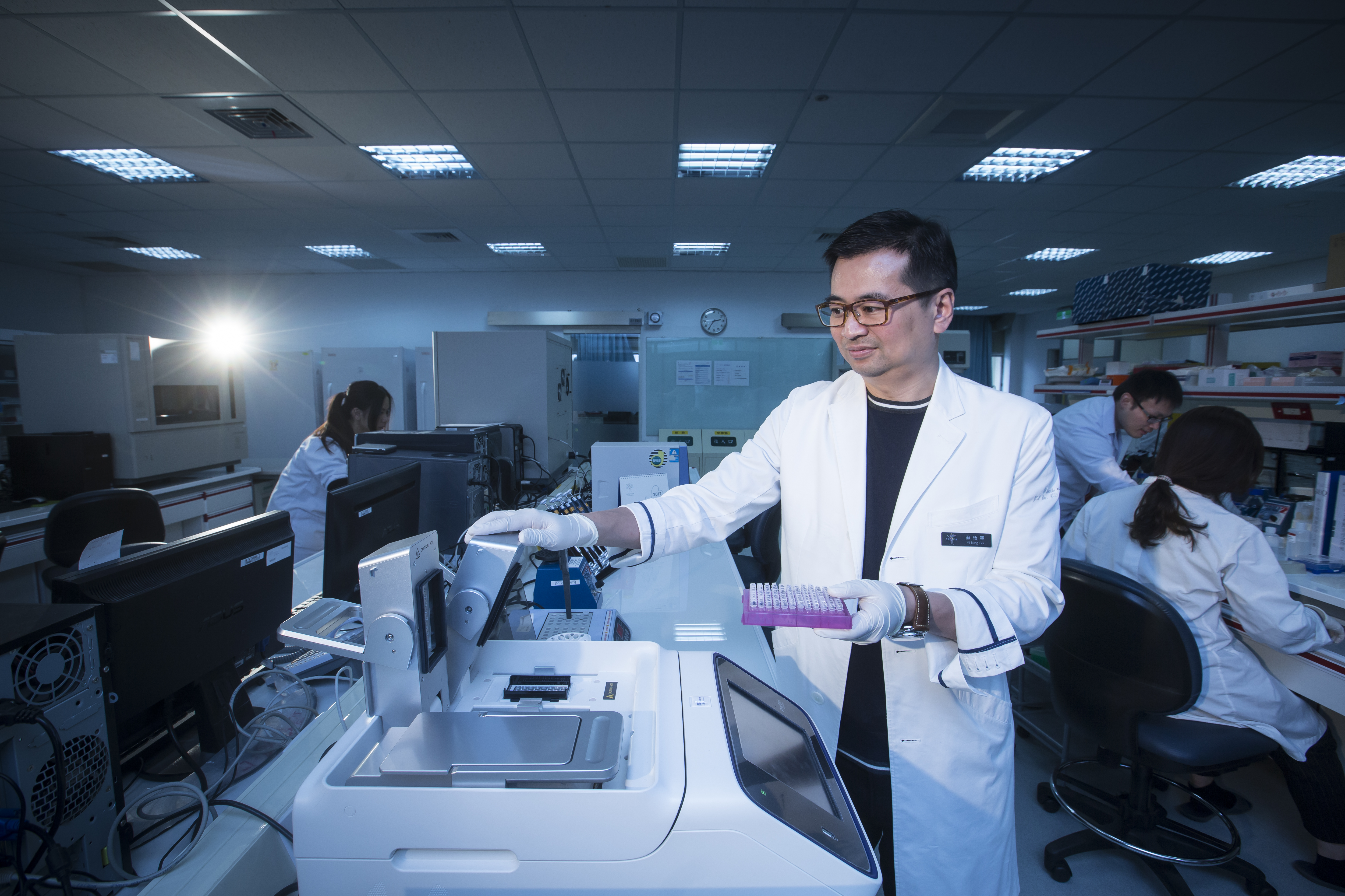 慧智基因與禾馨醫療體系創辦人蘇怡寧，5年前離開台大醫院，出走創業，闖出年營收逾4億元的成績單。